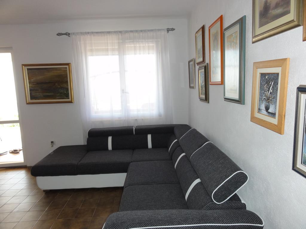 Apartments Babaja Traù Esterno foto